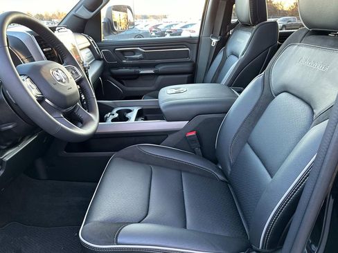 New 2024 RAM 1500 Laramie AWD/4WD image 10
