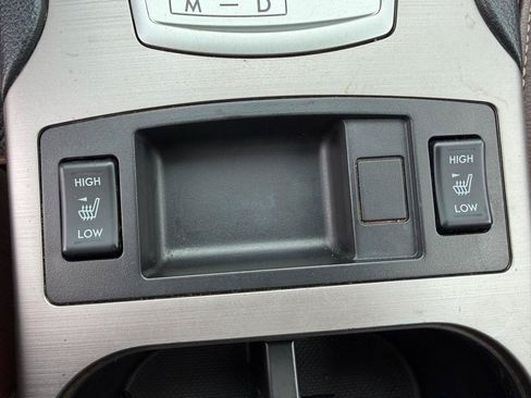 Used 2014 Subaru Outback 3.6R Limited AWD/4WD image 17