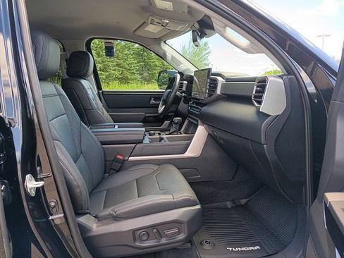 Used 2024 Toyota Tundra Limited w/ TRD Off-Road Package AWD/4WD image 17