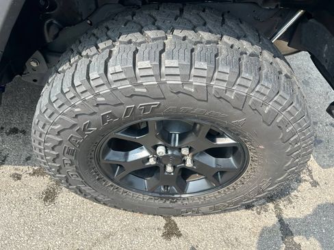 Used 2020 Jeep Wrangler Unlimited Sport AWD/4WD image 10