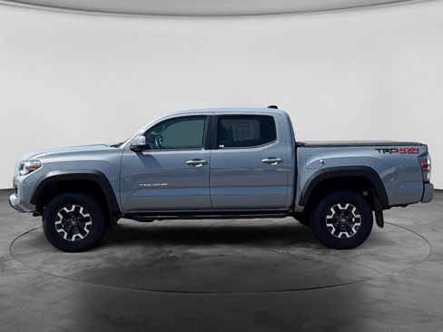 Used 2021 Toyota Tacoma TRD Sport AWD/4WD image 6
