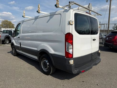 Used 2017 Ford Transit 150 130 Low Roof RWD image 7