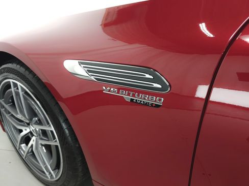 Used 2023 Mercedes-Benz SL 55 AMG 4MATIC w/ Driver Assistance Package image 38