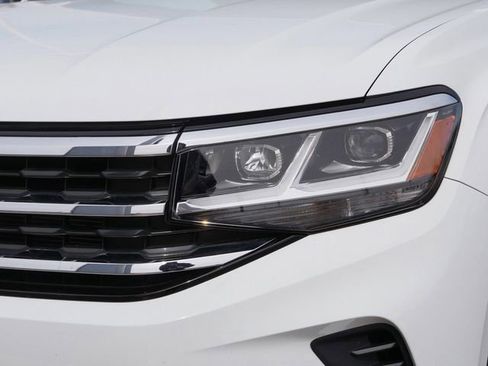 Certified 2023 Volkswagen Atlas SE AWD/4WD image 10