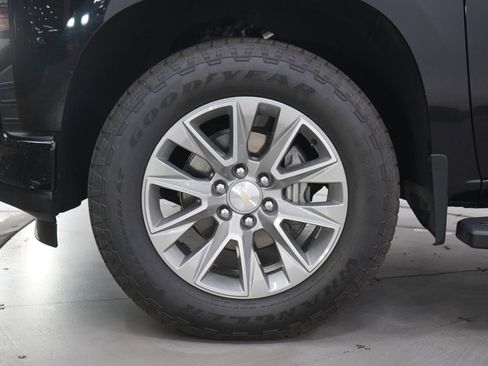 Used 2022 Chevrolet Silverado 1500 High Country AWD/4WD image 30