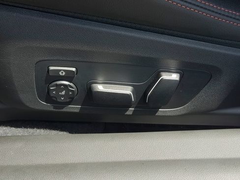 Used 2025 BMW M2 w/ Lighting Package RWD image 16