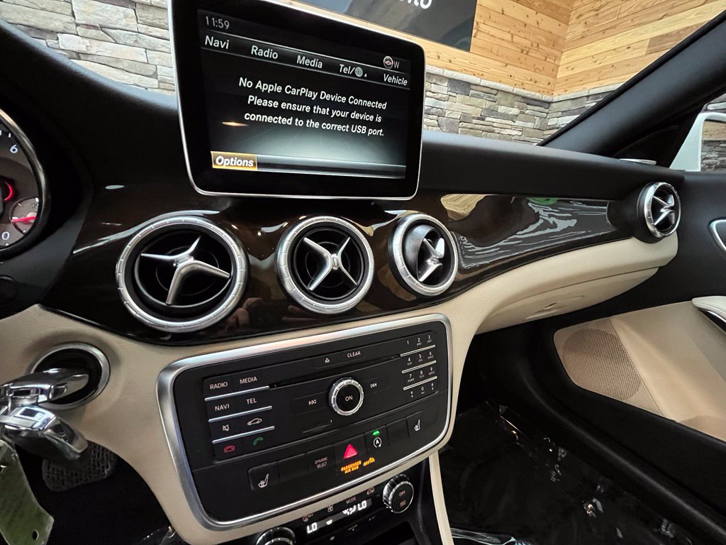 Used 2016 Mercedes-Benz CLA 250 4MATIC image 25