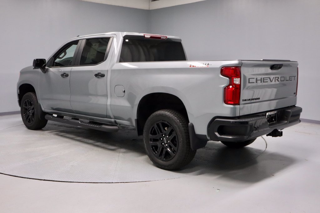 Used 2023 Chevrolet Silverado 1500 LT Trail Boss w/ Protection Package AWD/4WD image 9