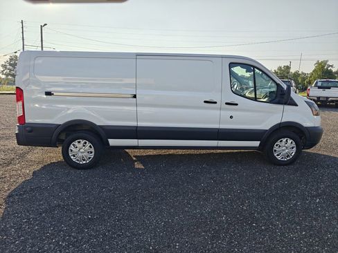 Used 2018 Ford Transit 250 148 Low Roof image 5