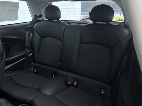 Used 2024 MINI Cooper SE FWD image 24