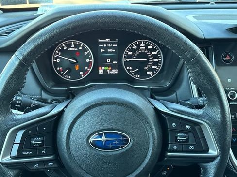 Used 2022 Subaru Outback Limited image 22