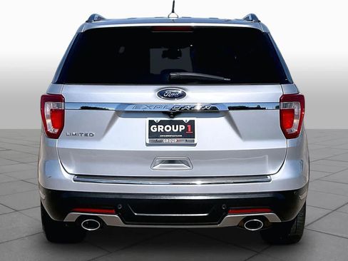 Used 2018 Ford Explorer Limited FWD image 5