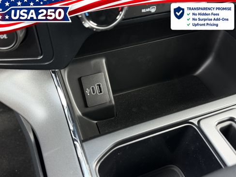 New 2026 Ford F150 XLT w/ XLT Black Appearance Package RWD image 18