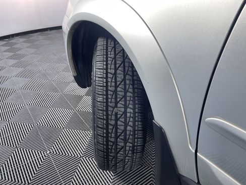 Used 2005 Subaru Outback 2.5i image 24