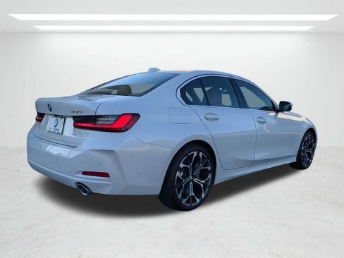 New 2026 BMW 330i Sedan w/ Premium Package image 4
