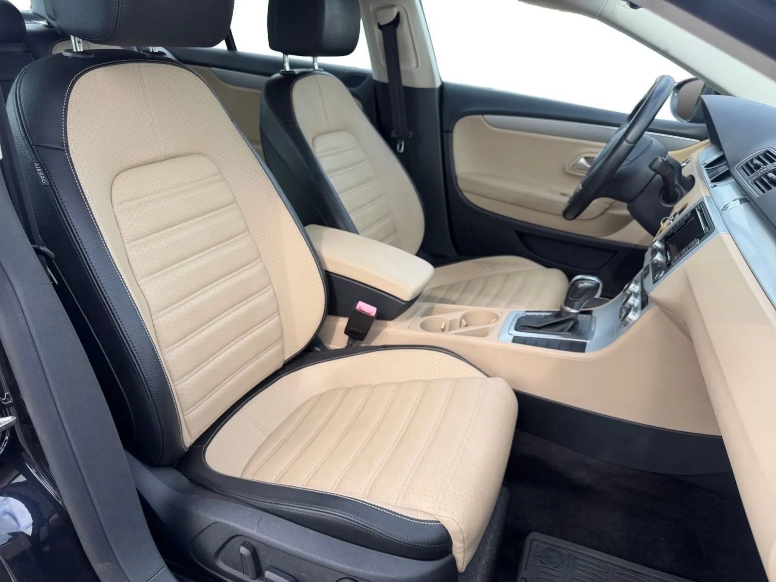 Used 2015 Volkswagen CC Sport FWD image 17