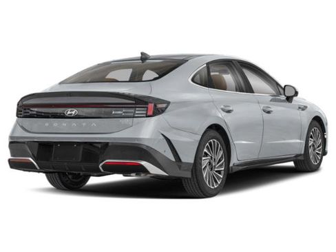 New 2025 Hyundai Sonata Limited image 19