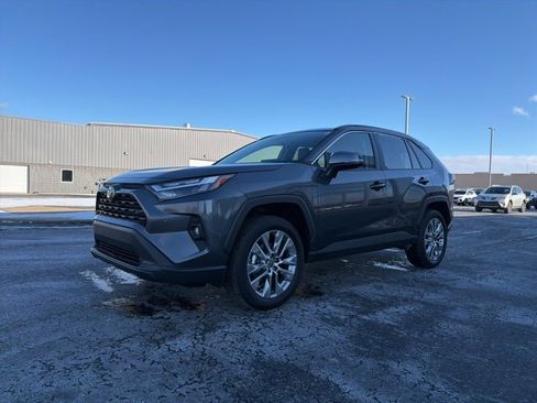 Certified 2025 Toyota RAV4 XLE Premium image 3