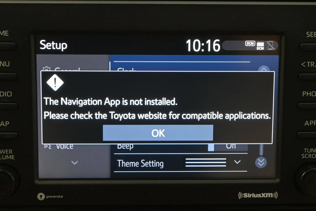 Used 2021 Toyota RAV4 XLE Premium FWD image 10