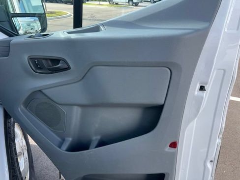 Used 2018 Ford Transit 350 XLT RWD image 11