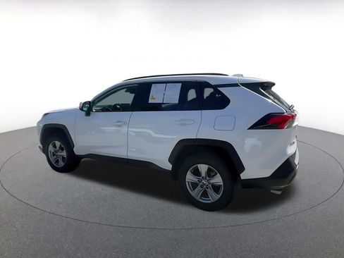 Used 2025 Toyota RAV4 XLE w/ Weather Package image 10