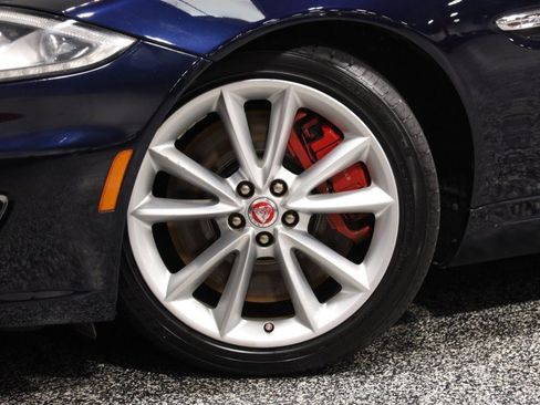 Used 2012 Jaguar XKR R RWD image 15