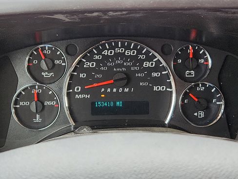 Used 2012 Chevrolet Express 2500 image 18