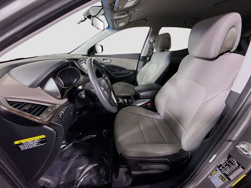 Used 2018 Hyundai Santa Fe Sport image 21