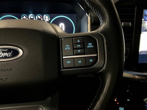 Certified 2022 Ford F150 Lariat w/ Equipment Group 502A High image 18