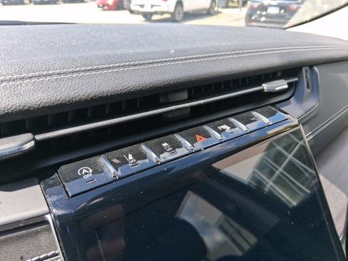 Used 2023 Jeep Grand Cherokee Limited AWD/4WD image 32