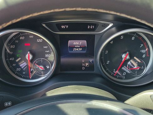 Used 2018 Mercedes-Benz CLA 250 image 22