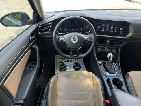 Used 2019 Volkswagen Jetta SEL Premium FWD image 30