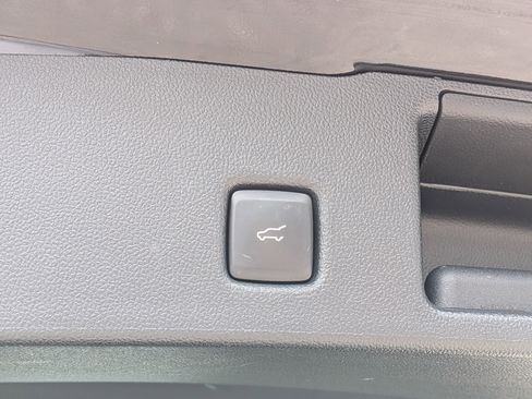 Used 2024 Ford Escape ST-Line FWD image 14