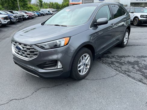 Certified 2022 Ford Edge SEL w/ Convenience Package AWD/4WD image 24