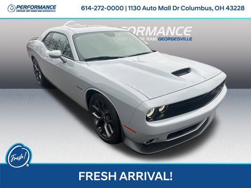 Used 2021 Dodge Challenger R/T w/ Blacktop Package image 1