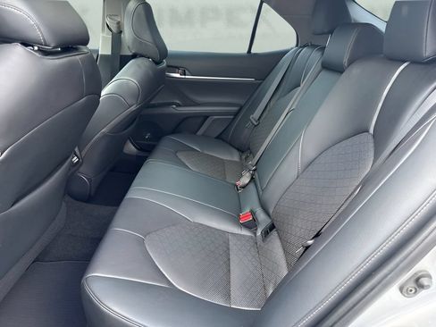 Used 2019 Toyota Camry XSE FWD image 13