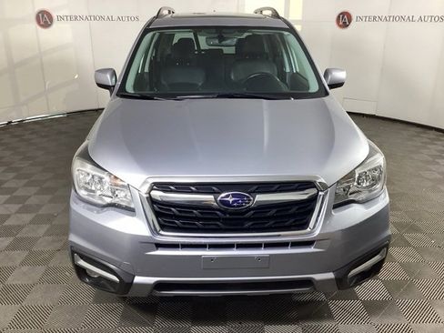 Used 2017 Subaru Forester 2.5i Limited image 2