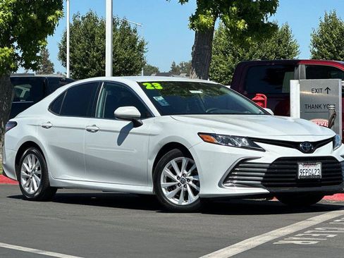 Used 2023 Toyota Camry LE FWD image 2