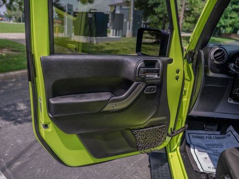 Used 2017 Jeep Wrangler Unlimited Sport w/ Quick Order Package 24S AWD/4WD image 9