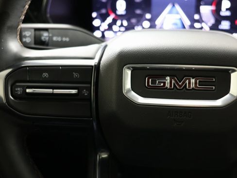 Used 2024 GMC Canyon AT4 w/ AT4 Premium Package image 29