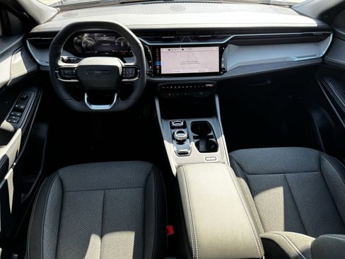 New 2026 Jeep Cherokee Laredo image 13