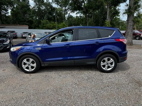Used 2014 Ford Escape SE FWD image 2