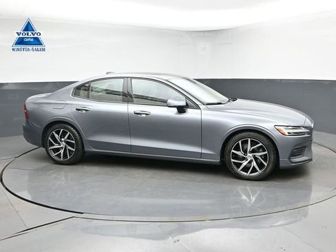 Used 2020 Volvo S60 T5 Momentum w/ Protection Package Premier FWD image 1