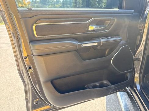 Used 2023 RAM 1500 Laramie AWD/4WD image 15