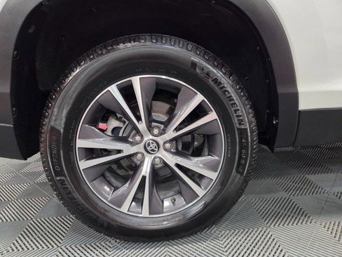 Used 2019 Toyota Highlander LE image 82