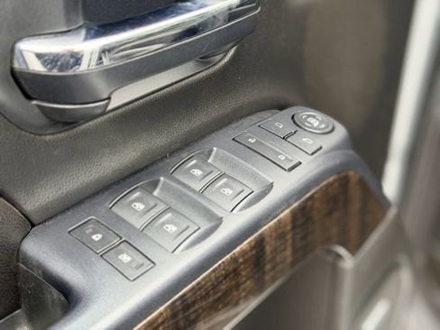 Used 2015 GMC Sierra 2500 Denali w/ Duramax Plus Package image 19