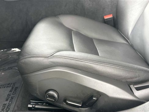 Used 2025 Volvo S60 B5 Core image 19