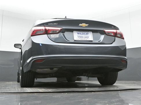 Used 2021 Chevrolet Malibu LT image 34