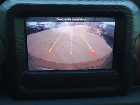 Used 2018 Jeep Wrangler Unlimited Sport S AWD/4WD image 29