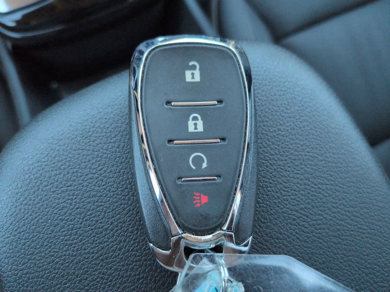 Used 2024 Chevrolet Trax ACTIV w/ Sunroof Package FWD image 28